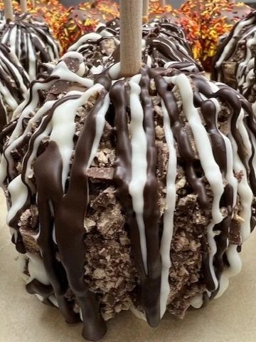 Andre'z Large Loaded Apple — Andre'z Dipped & Drizzled